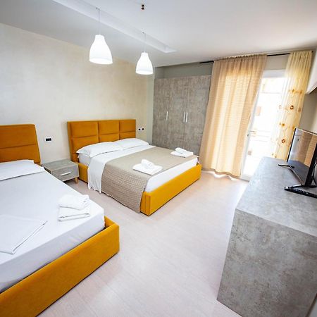 Hotel Miki Durres Exterior photo